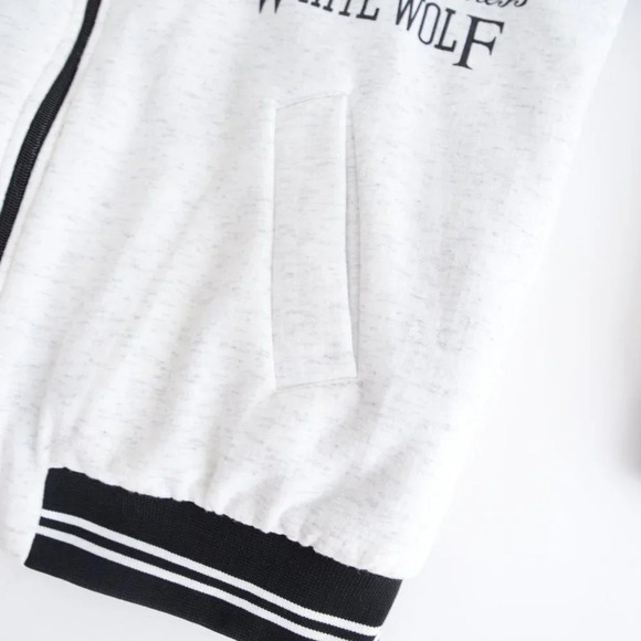 Vintage  T.O.S.H. Sportswear Grey Canadian Wilderness White Wolf Zip Up Hooded - Picture 9 of 13